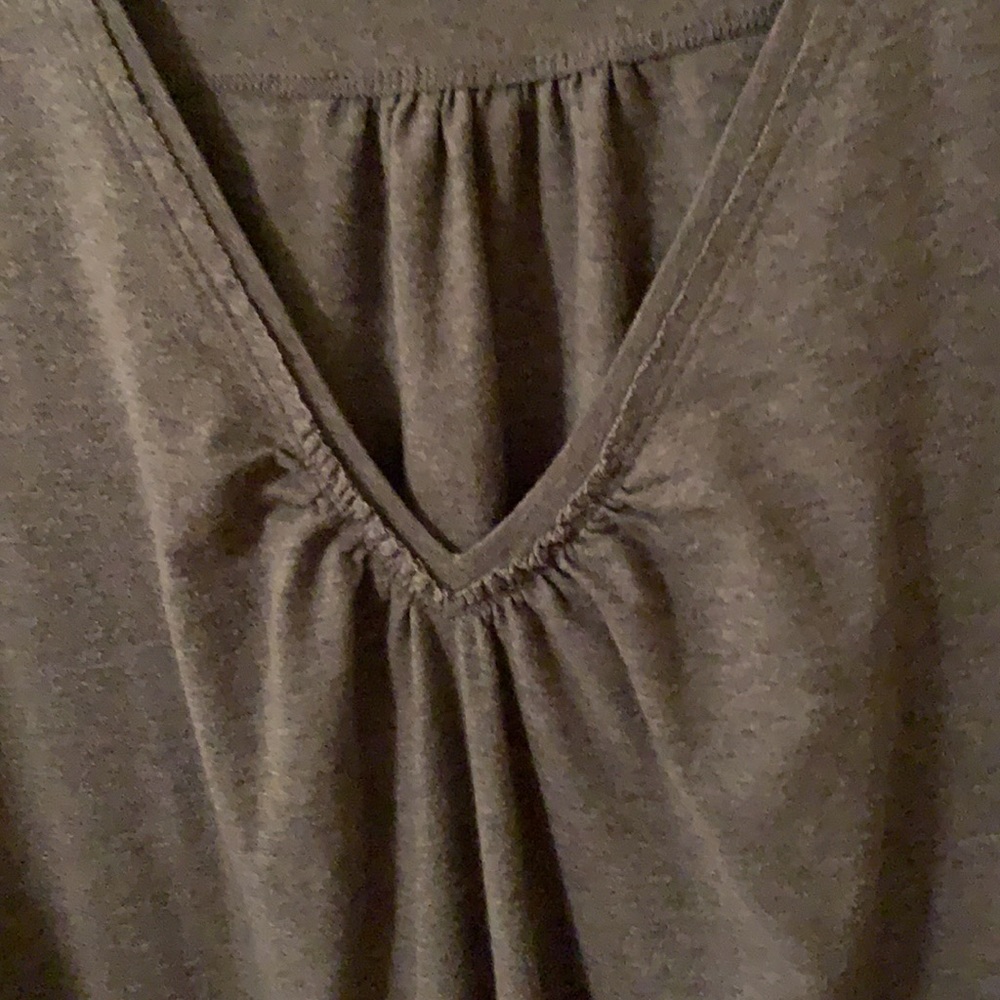 Lands’ End 3x 24W-26W medium grey 3/4 sleeve top - Picture 2 of 10